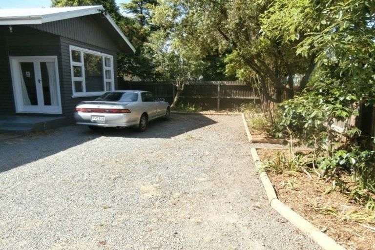 Photo of property in 12 Ilam Road, Upper Riccarton, Christchurch, 8041