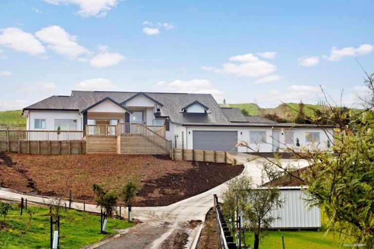 Photo of property in 17 Mcintosh Drive, Pokeno, 2471