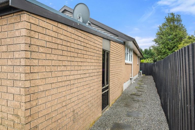 Photo of property in 677 Main South Road, Islington, Christchurch, 8042