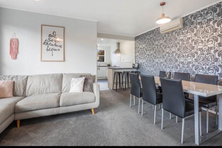 Photo of property in 33b Burns Grove, Trentham, Upper Hutt, 5018