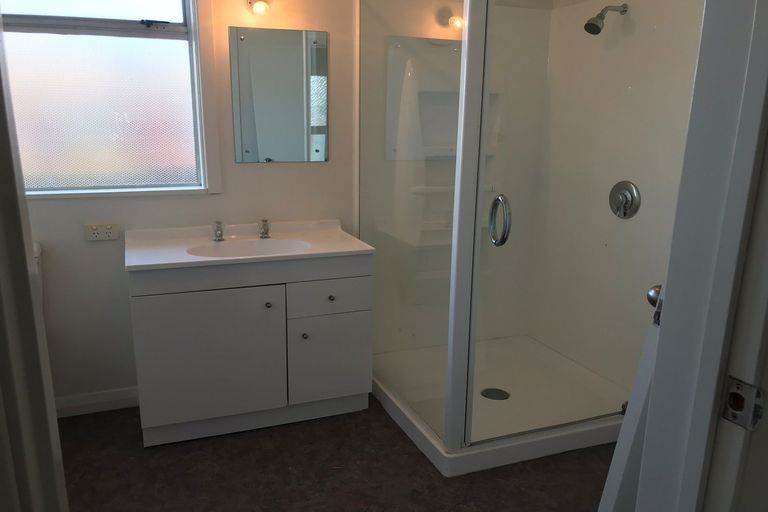 Photo of property in 140a Macandrew Road, South Dunedin, Dunedin, 9012