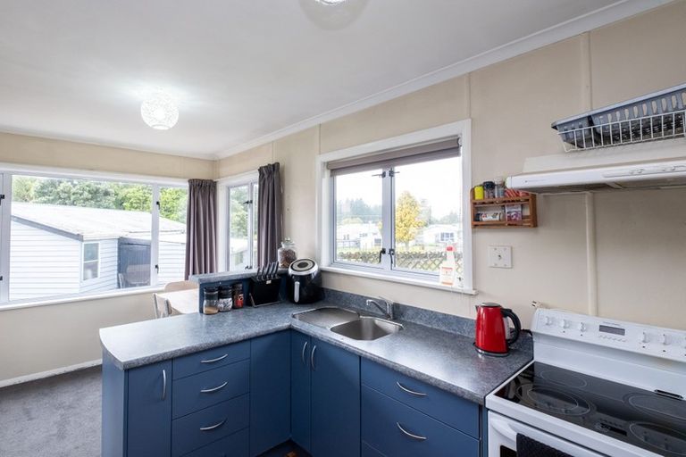 Photo of property in 37 Antonio Street, Stratford, 4332