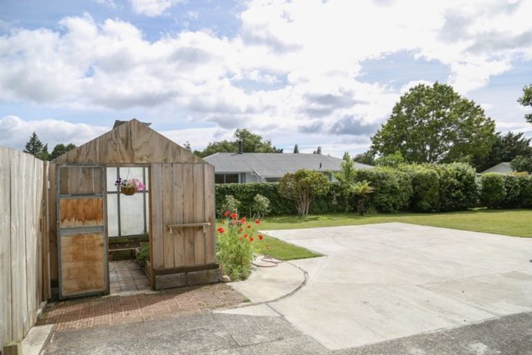 Photo of property in 82 Rangipoia Place, Turangi, 3334