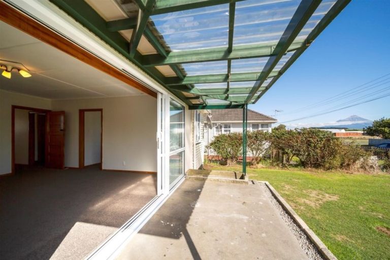 Photo of property in 51 London Street, Eltham, 4322