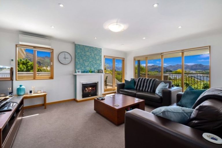 Photo of property in 83 Meadowstone Drive, Wanaka, 9305