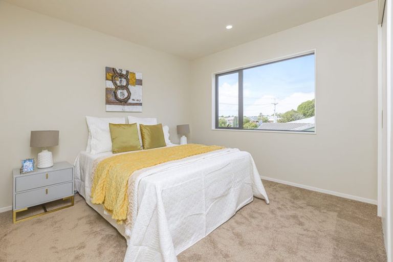 Photo of property in 8/43 Clevedon Road, Papakura, 2110