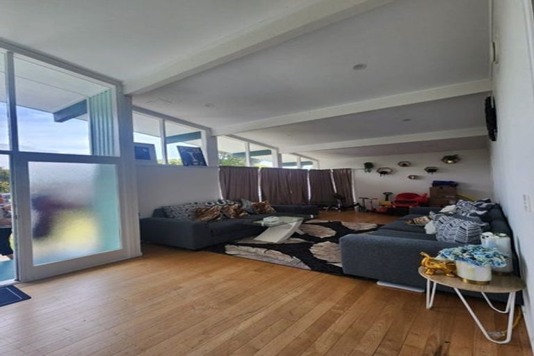 Photo of property in 3 Minton Place, Manurewa, Auckland, 2102