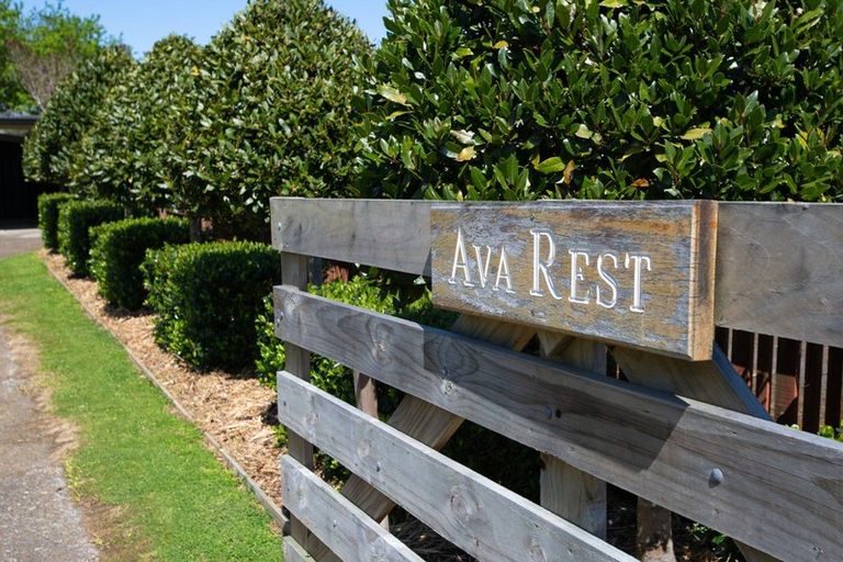 Photo of property in 18 Trafalgar Street, Dannevirke, 4930