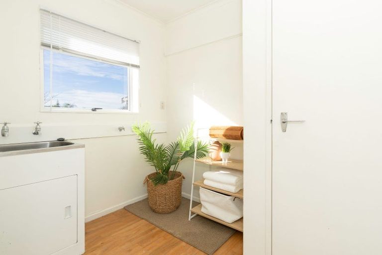 Photo of property in 27 Perth Street, Levin, 5510