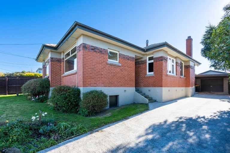 Photo of property in 2 Warwick Street, Balaclava, Dunedin, 9011