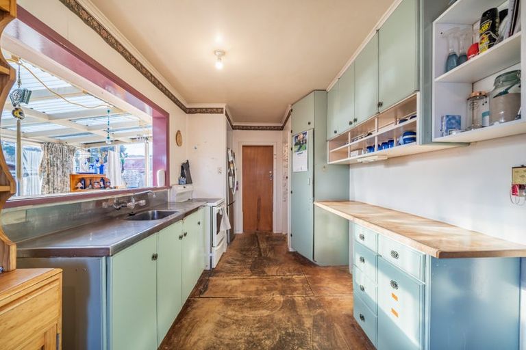 Photo of property in 52 Longfellow Street, Trentham, Upper Hutt, 5018