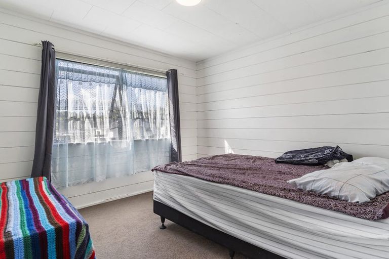 Photo of property in 2/11 Bluewater Place, Wattle Downs, Auckland, 2103