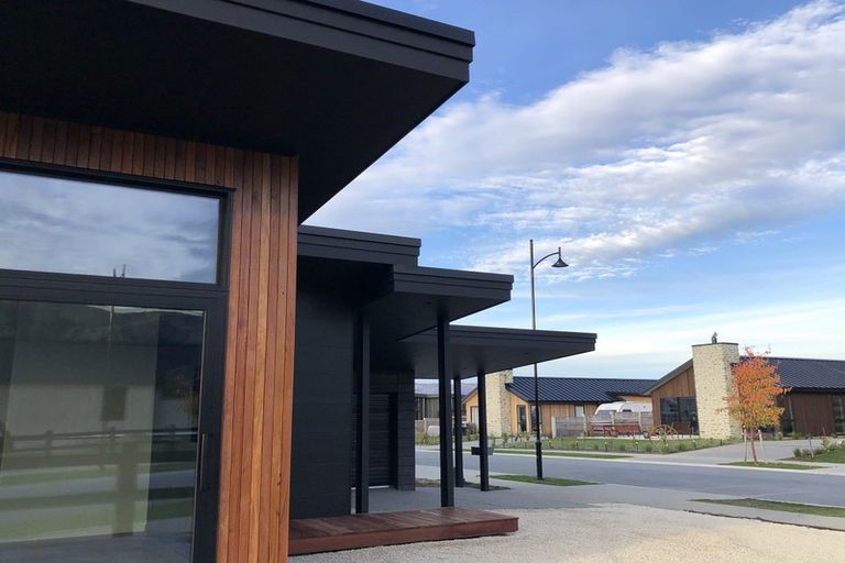 Photo of property in 1 Campbell Road, Wanaka, 9305