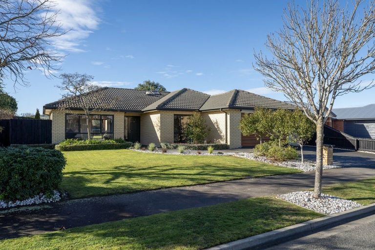 Photo of property in 64 Puhara Avenue, Parklands, Christchurch, 8083