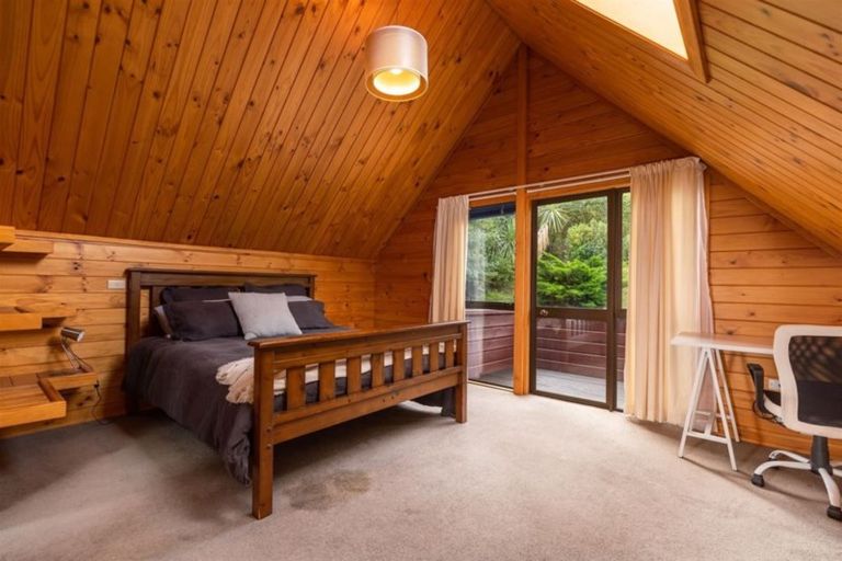 Photo of property in 36 Arawata Terrace, Sunshine Bay, Queenstown, 9300