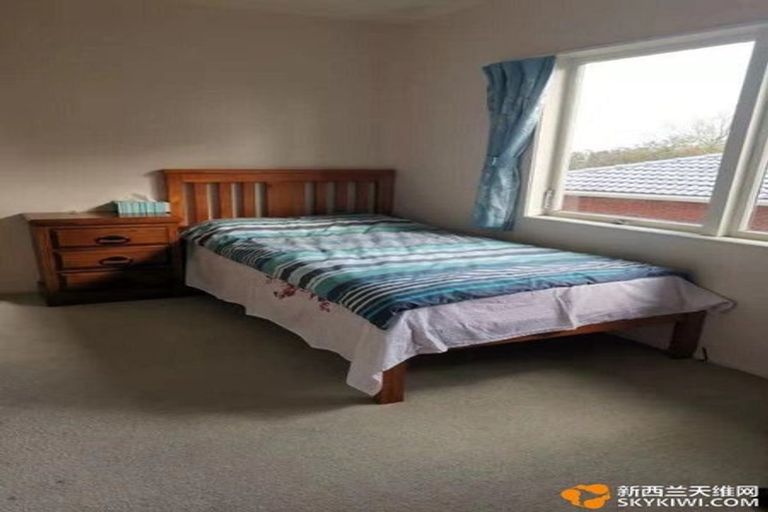 Photo of property in 6 The Anchorage, Sunnyhills, Auckland, 2010