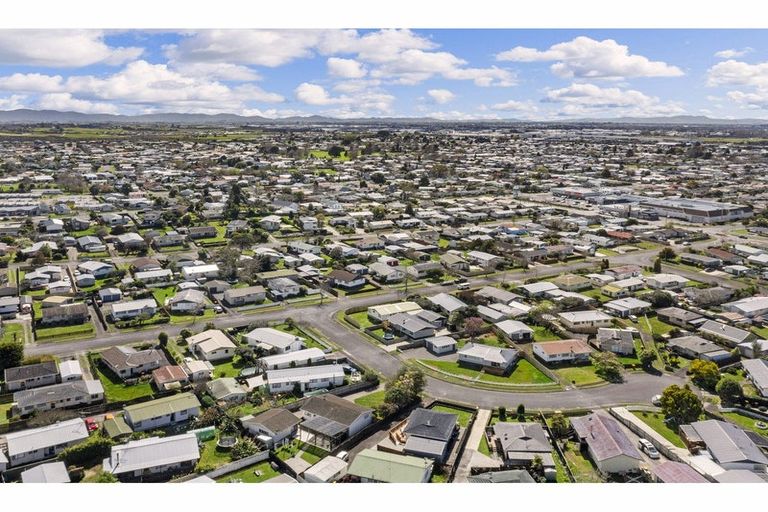 Photo of property in 8a Bradley Place, Nawton, Hamilton, 3200