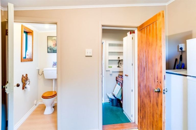 Photo of property in 122 Waipunga Road, Eskdale, Napier, 4181