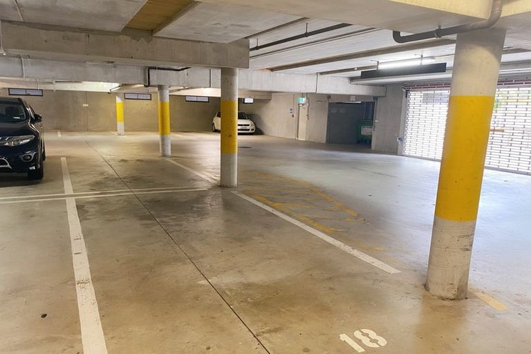 Photo of property in 9/124 Stancombe Road, Flat Bush, Auckland, 2016