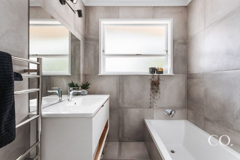 Photo of property in 13 Lilac Place, Otumoetai, Tauranga, 3110