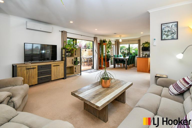 Photo of property in 25a Puriri Road, Pukekohe, 2120