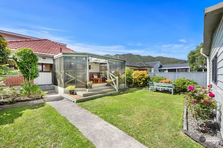 Photo of property in 71 Bell Road, Waiwhetu, Lower Hutt, 5010