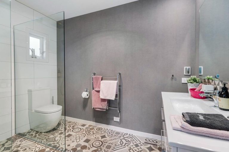 Photo of property in 10 Suffolk Street, Arrowtown, 9302