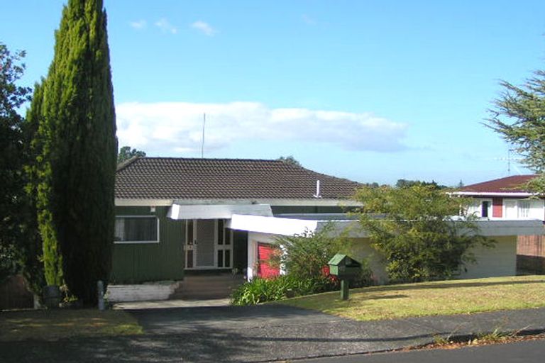 Photo of property in 45 Meadowvale Avenue, Forrest Hill, Auckland, 0620