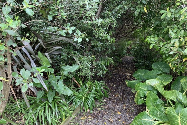 Photo of property in 14 Kilkenny Place, Fitzherbert, Palmerston North, 4410