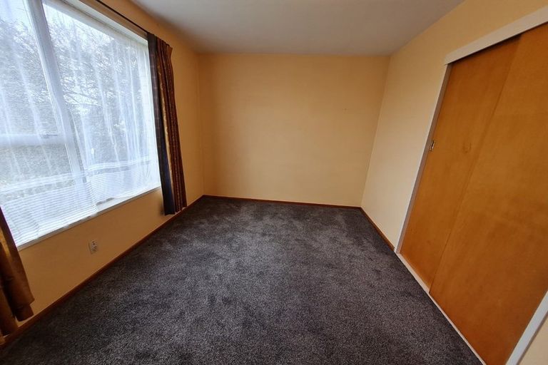 Photo of property in 18 Medina Crescent, Parklands, Christchurch, 8083