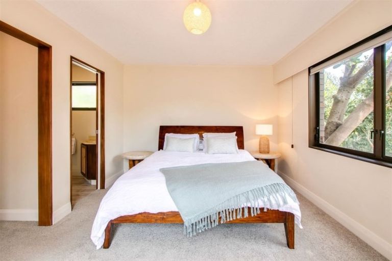 Photo of property in 5 Thurley Place, Bay View, Napier, 4104