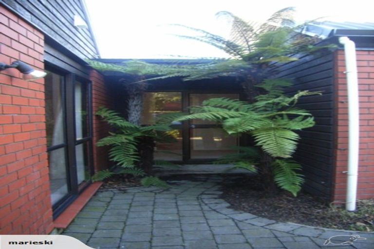 Photo of property in 60 Corfe Street, Ilam, Christchurch, 8041