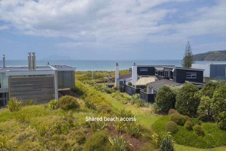 Photo of property in 27 Inanga Lane, Omaha, 0986