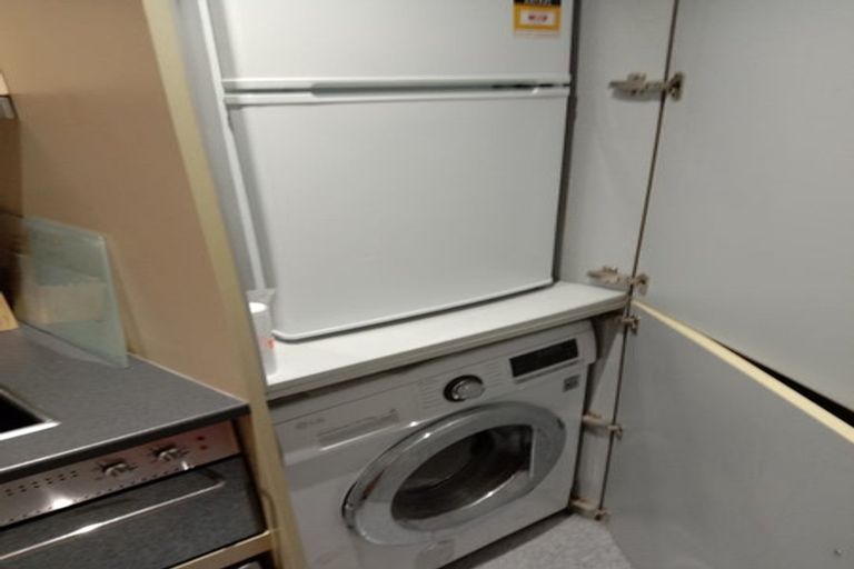 Photo of property in Dual Apartments, 108/142 Vivian Street, Te Aro, Wellington, 6011