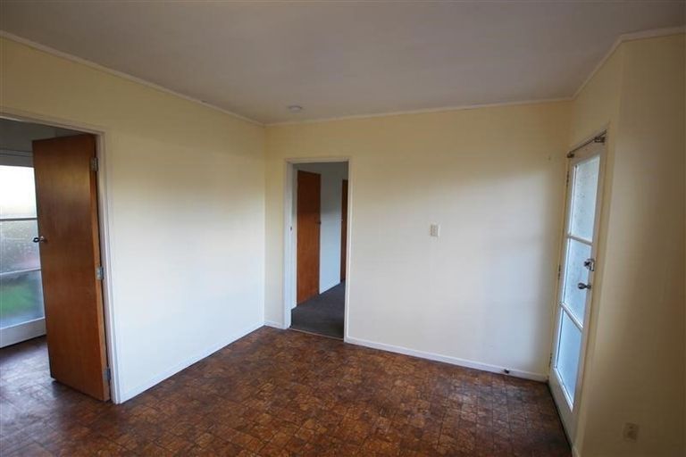 Photo of property in 3 Norman Spencer Drive, Papatoetoe, Auckland, 2104