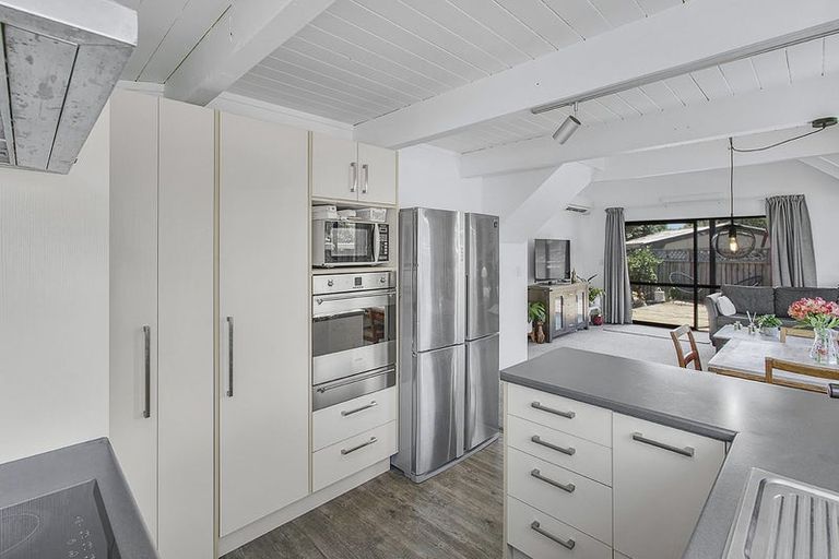 Photo of property in 13a Urlich Avenue, Melville, Hamilton, 3206