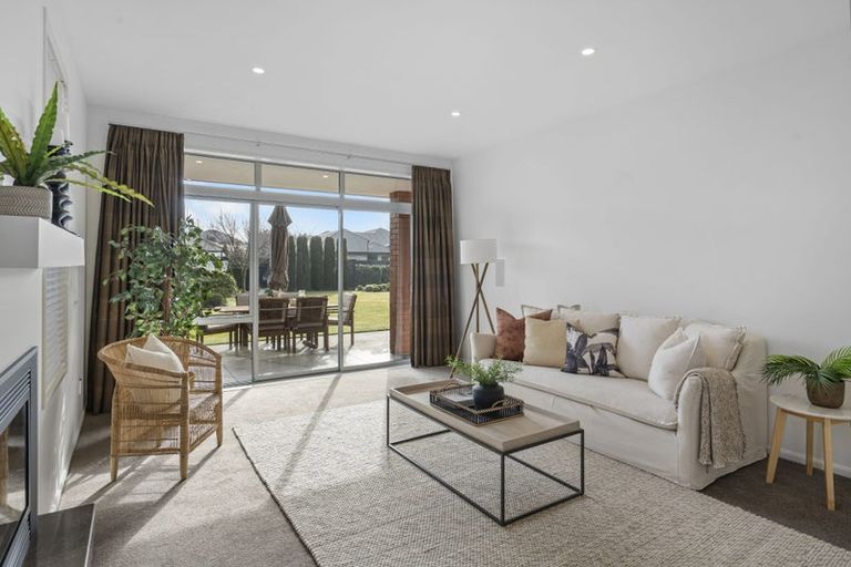 Photo of property in 69 Northwood Boulevard, Northwood, Christchurch, 8051