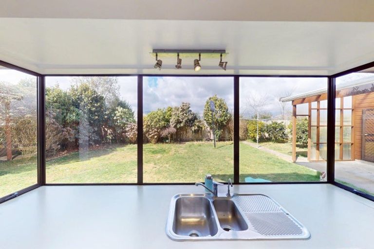 Photo of property in 18 Homewood Avenue, Levin, 5510