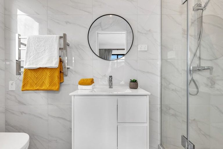 Photo of property in 8 Repehina Road, Flat Bush, Auckland, 2019