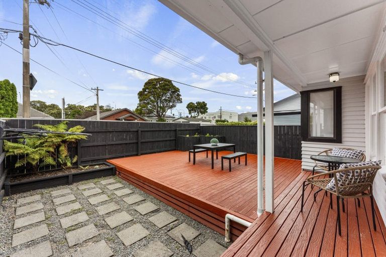 Photo of property in 56 Awamutu Grove, Waiwhetu, Lower Hutt, 5010