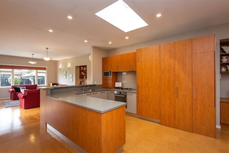 Photo of property in 58 Searells Road, Strowan, Christchurch, 8052