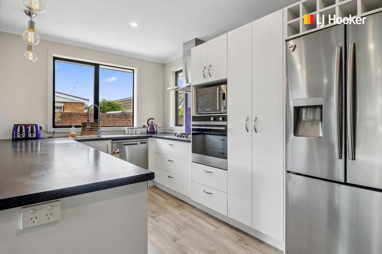 Photo of property in 35 Thorn Street, Caversham, Dunedin, 9012