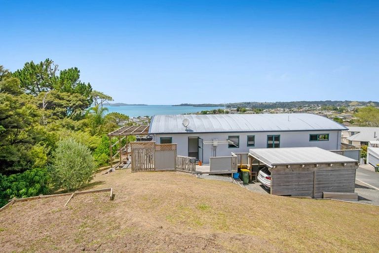 Photo of property in 28 Brampton Road, Snells Beach, 0920