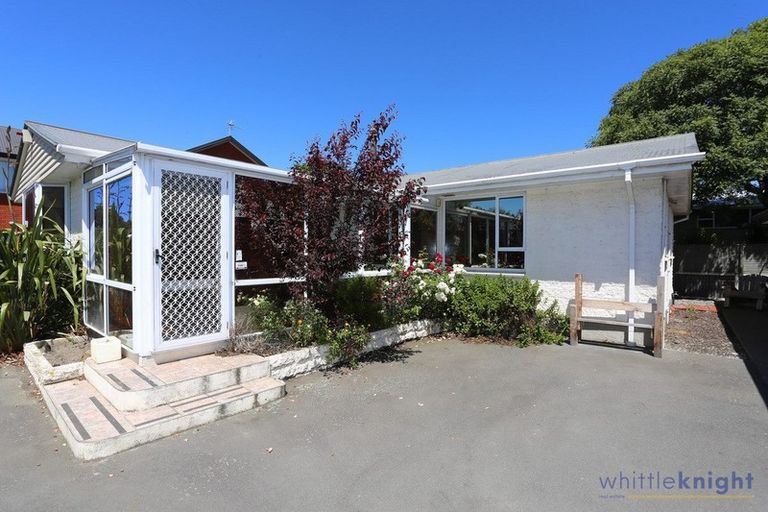 Photo of property in 126 Waimairi Road, Ilam, Christchurch, 8041