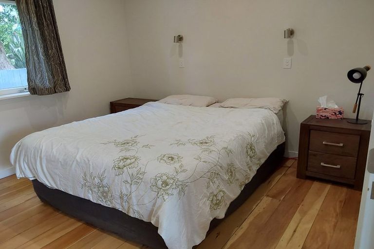 Photo of property in 2/38 Clayburn Road, Glen Eden, Auckland, 0602