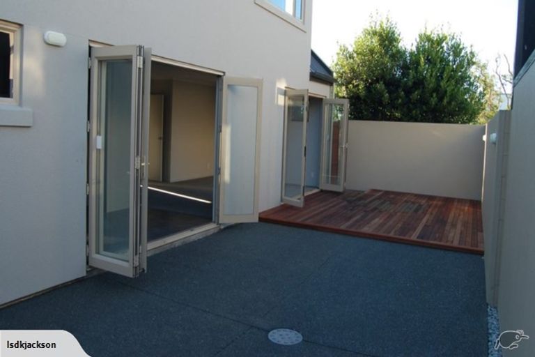 Photo of property in 490b Manchester Street, St Albans, Christchurch, 8014