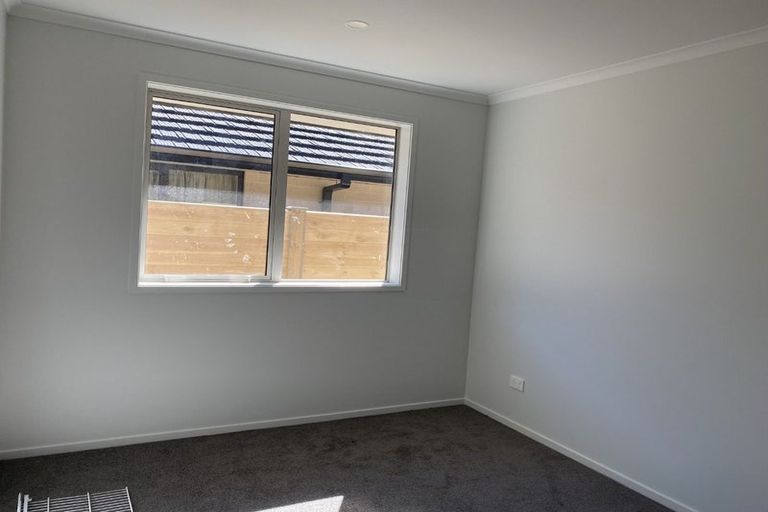 Photo of property in 38 Martingale Drive, Whitby, Porirua, 5024