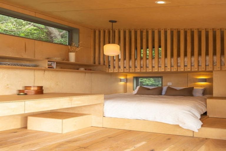 Photo of property in 118 Sutherland Road, Melrose, Wellington, 6023