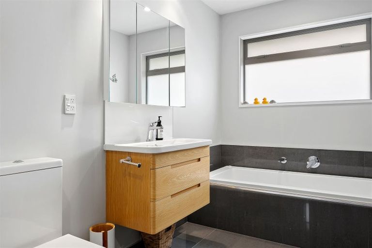 Photo of property in 15 Bowenvale Avenue, Cashmere, Christchurch, 8022