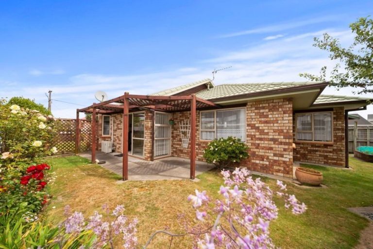 Photo of property in 85 Dixon Avenue, Hawera, 4610
